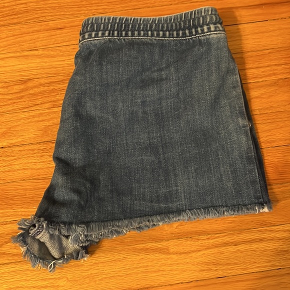 Aerie stretch Jean shorts - Picture 2 of 2